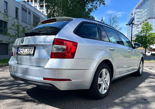 Skoda Octavia cena 56900 przebieg: 110000, rok produkcji 2020 z Dobiegniew małe 466